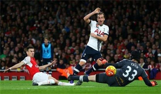 在全球化背 在全球化背